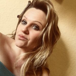 Julia - rencontre-MILF-Toulouse