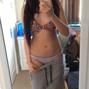 Yasmina - rencontre-Cougar-Orléans